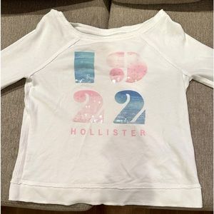 Cute Long Sleeve Hollister Sweater Shirt. Size Small.